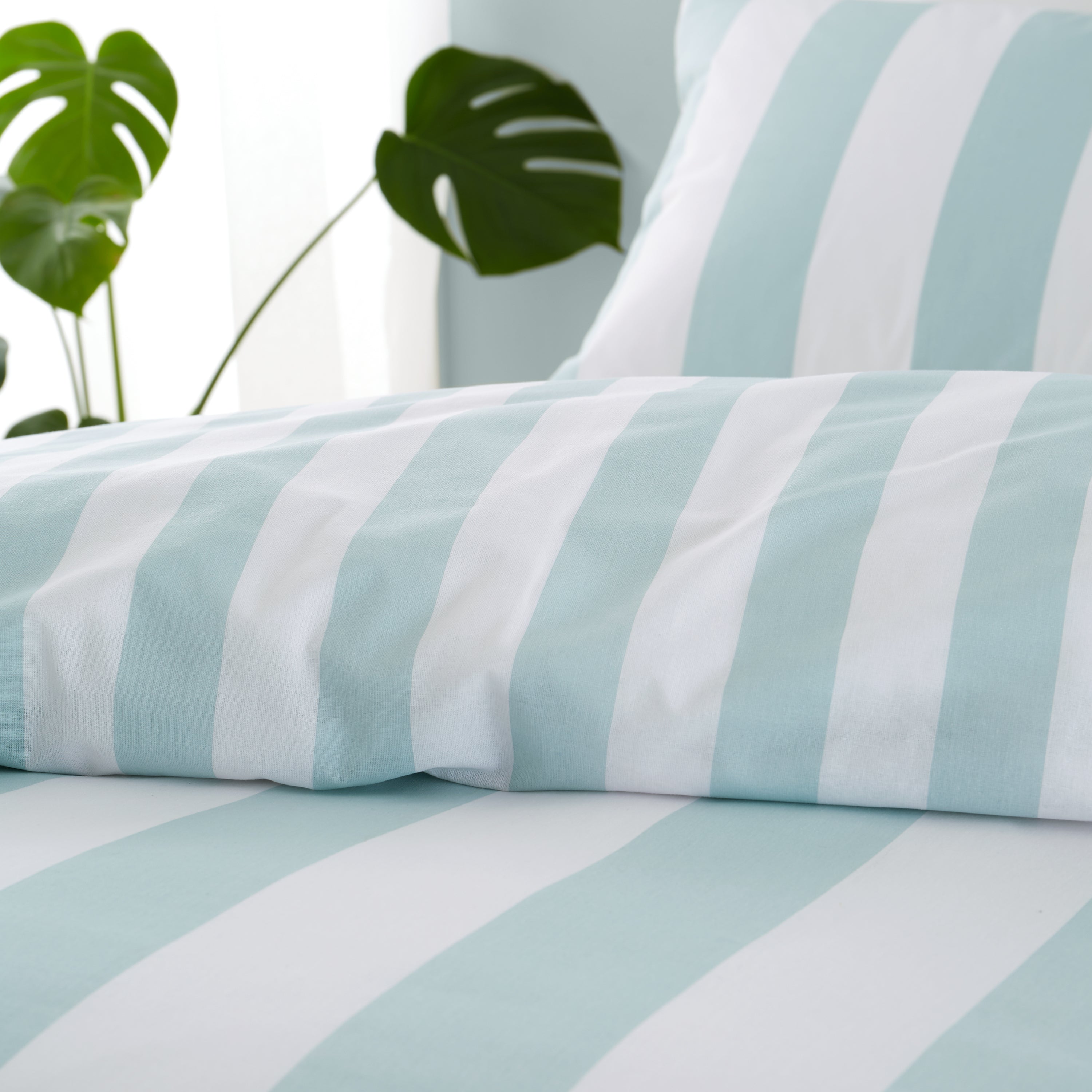 Cove Stripe Reversible Duvet Cover Set, Seafoam