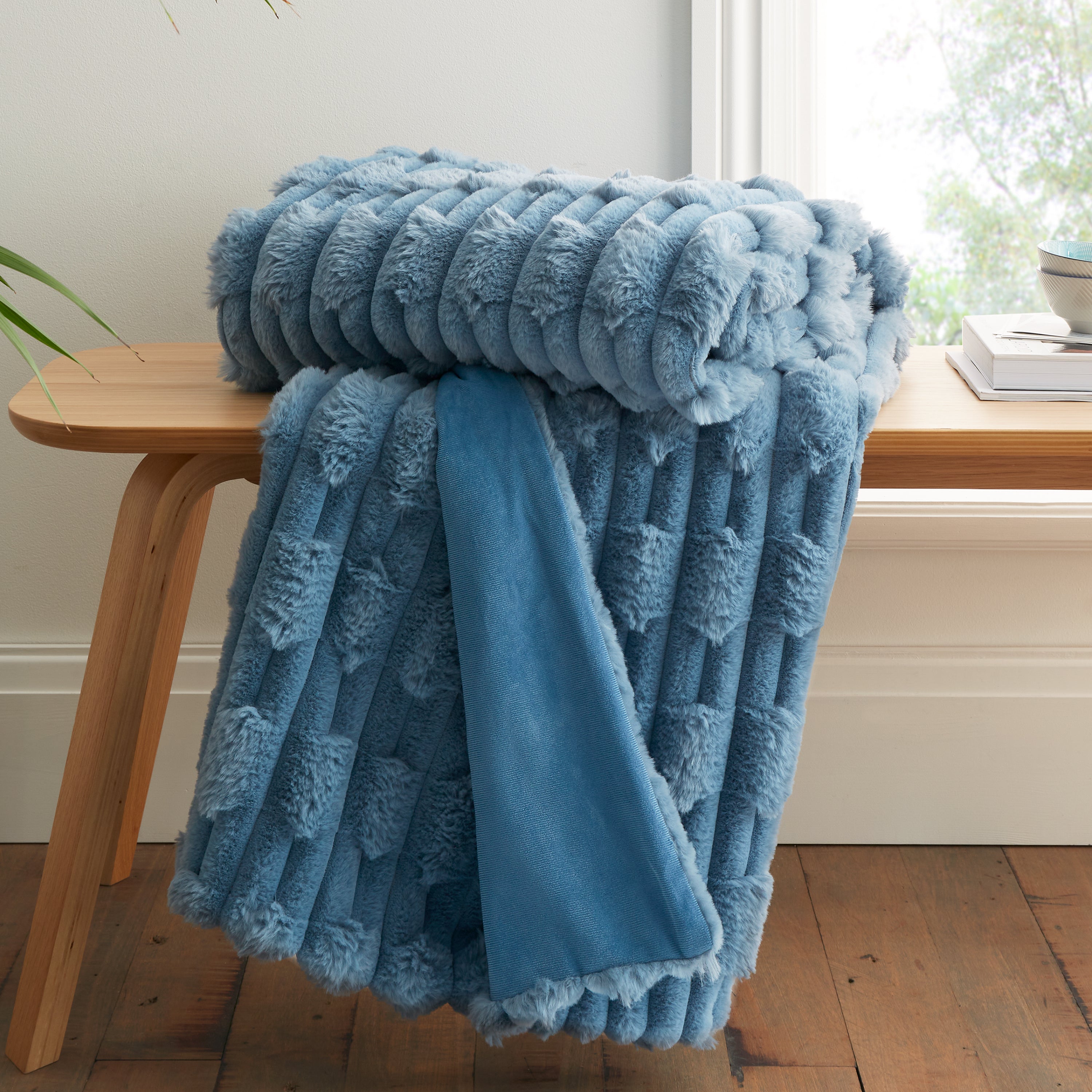 Carved Faux Fur Throw, Blue
