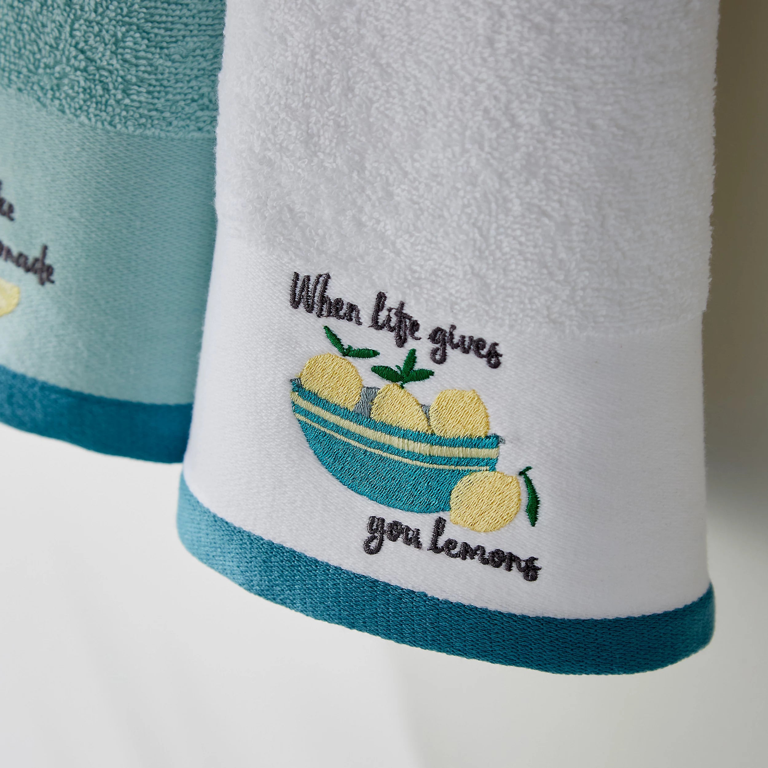 Make Lemonade Pack of 4, Tea Towels (Green and White)