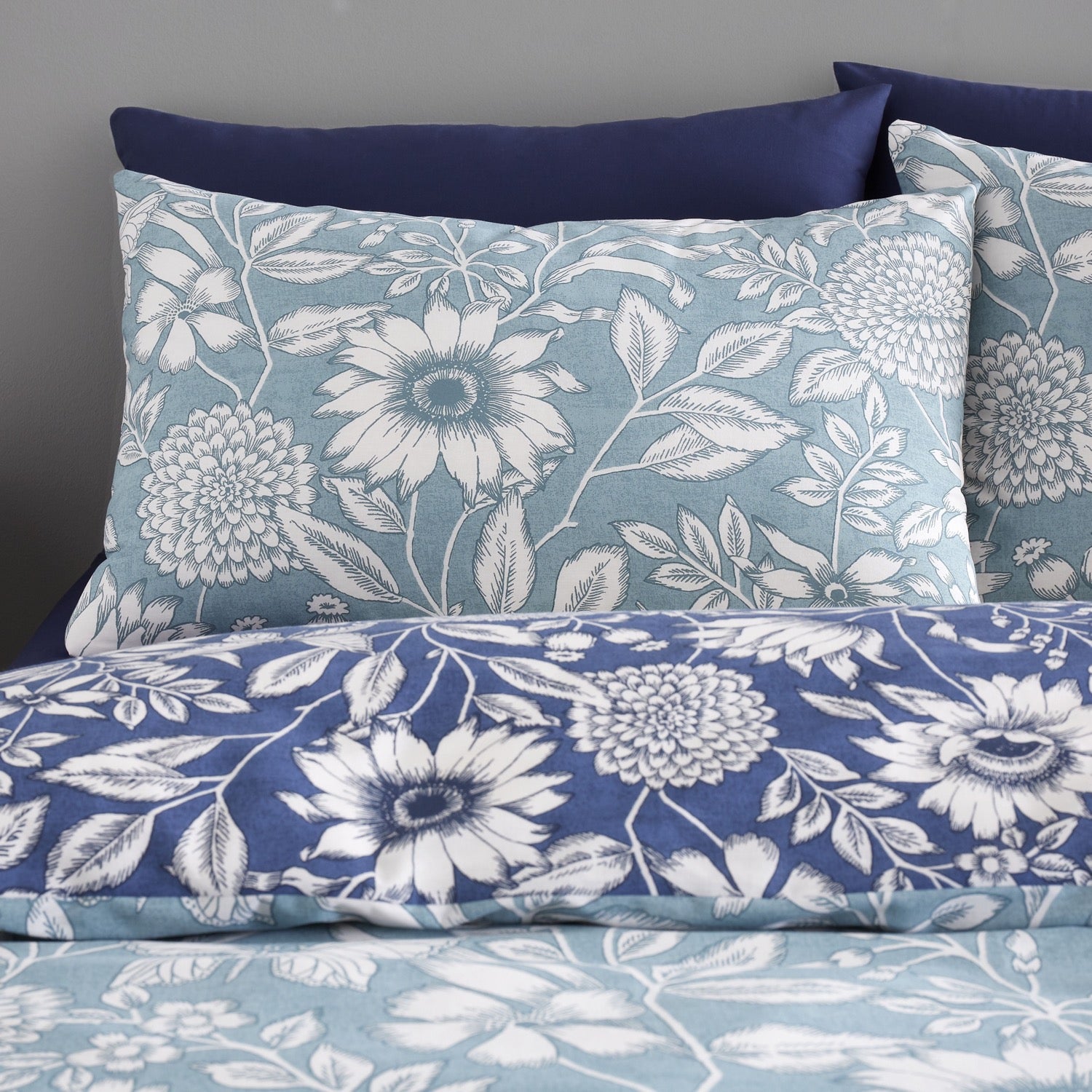 Tapestry Floral, Blue